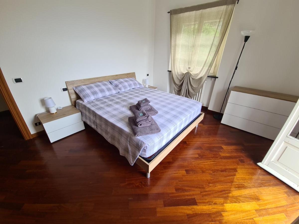 Dolce Casa Da Roby E Andrea By Portofinovacanze San Maurizio di Monte Exteriör bild